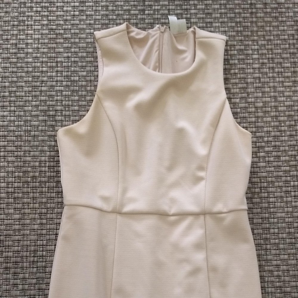 Women's Forever 21 Exclusive Cream Sheath Dress